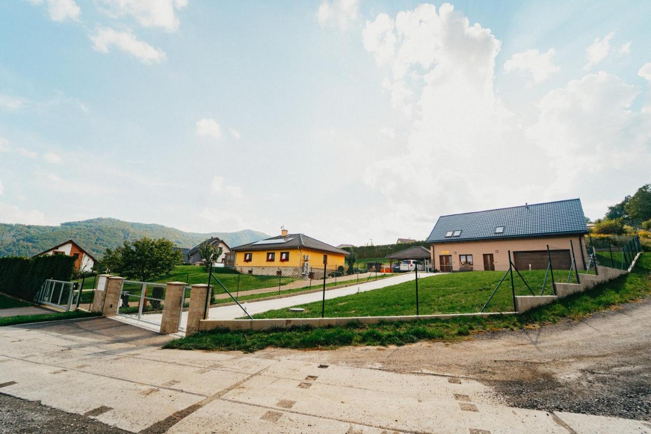 Apartman Na Palouku Povrly Kültér fotó